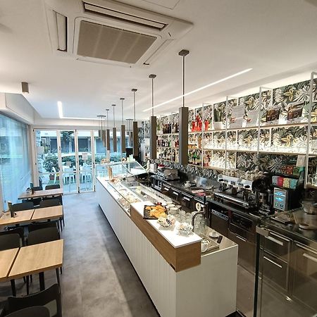 Residence Hotel Angeli Ρίμινι Εξωτερικό φωτογραφία