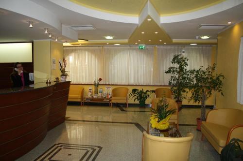 Residence Hotel Angeli Ρίμινι Εξωτερικό φωτογραφία
